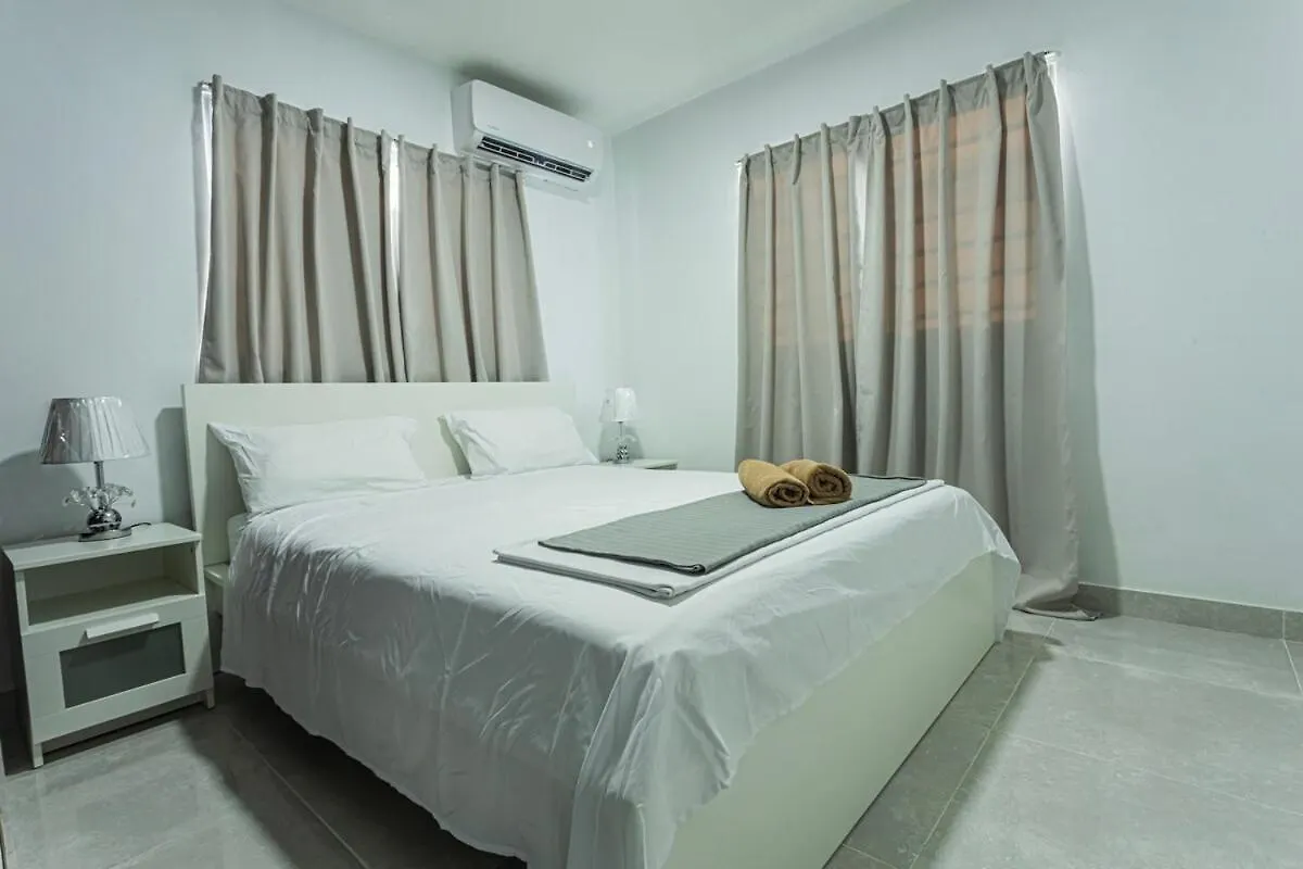 America Apartment Santo Domingo